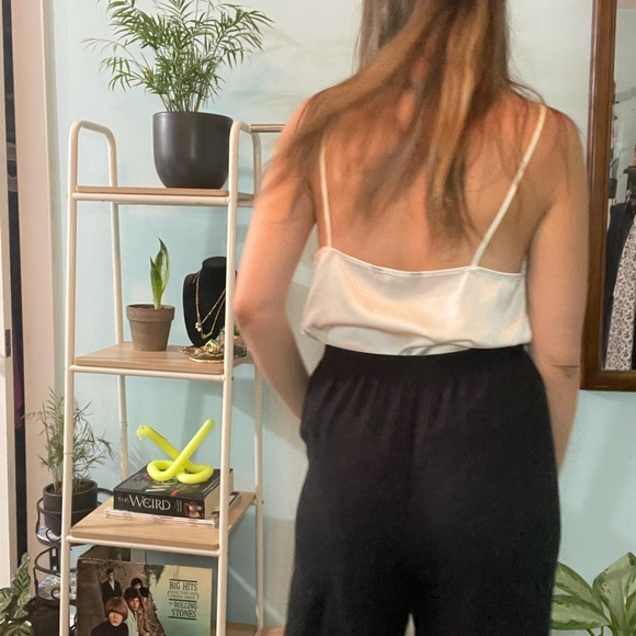 White Top - Picture 13 of 14